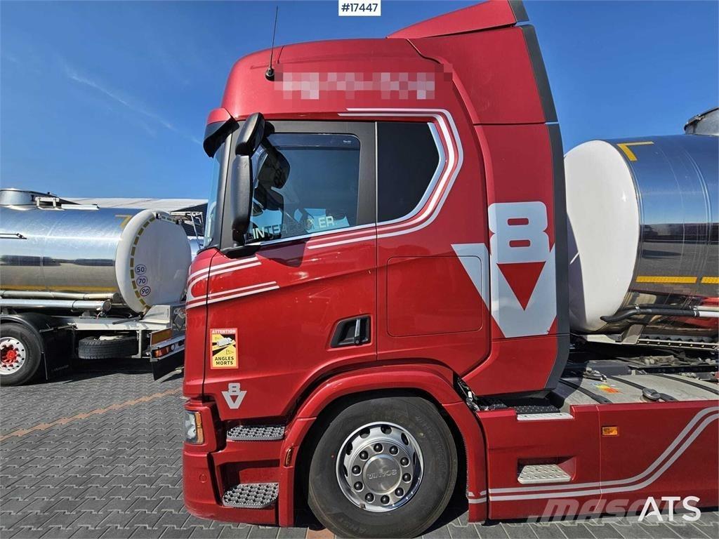 Scania R530 V8 曳引機組件