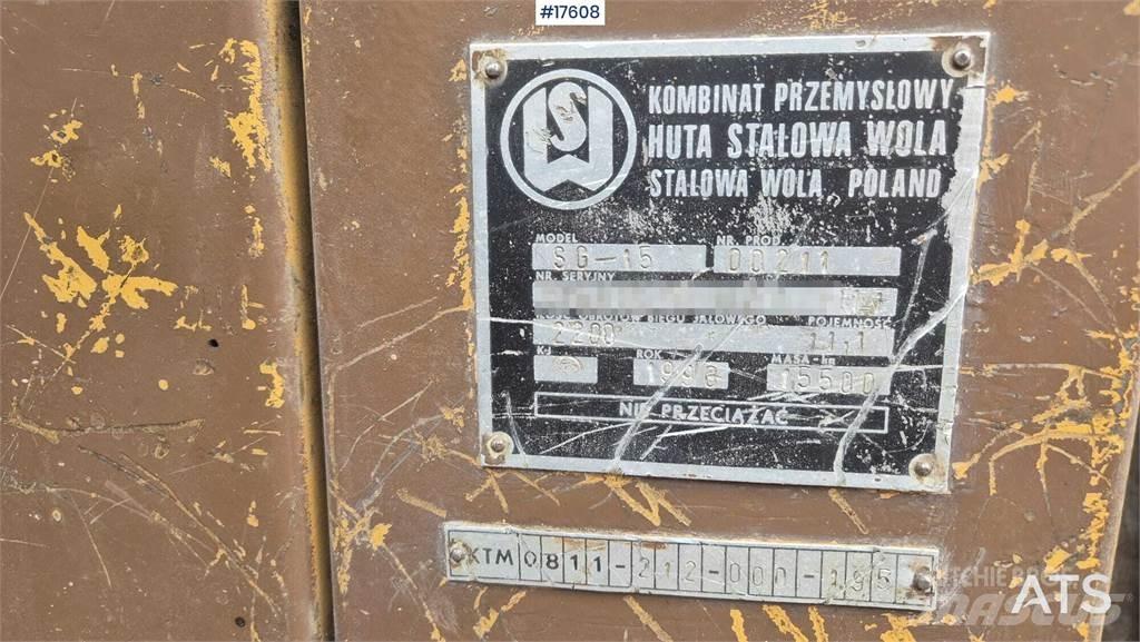 Stalowa Wola SG 15 履帶推土機