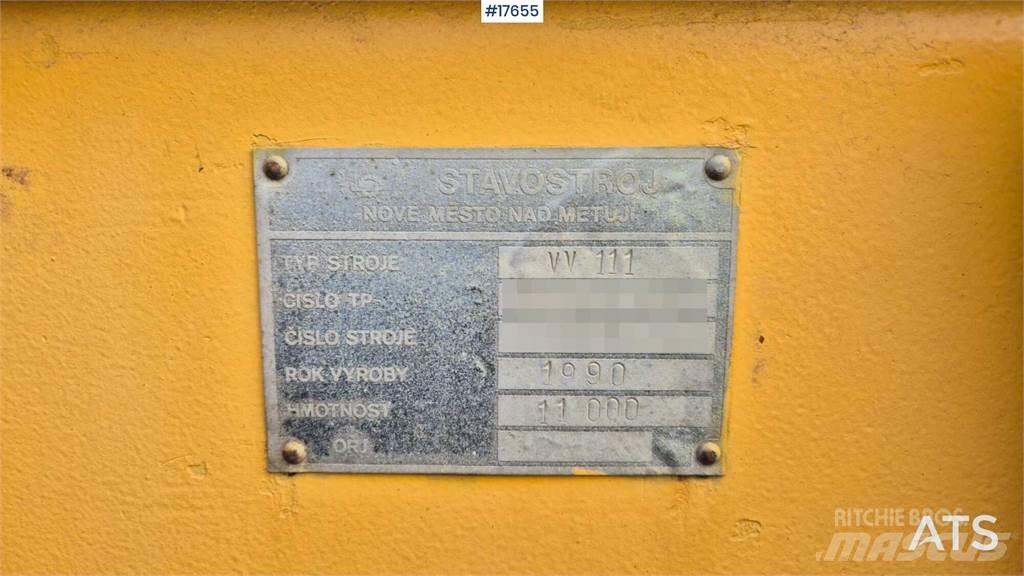 Stavostroj VV 111 單輪滾壓機