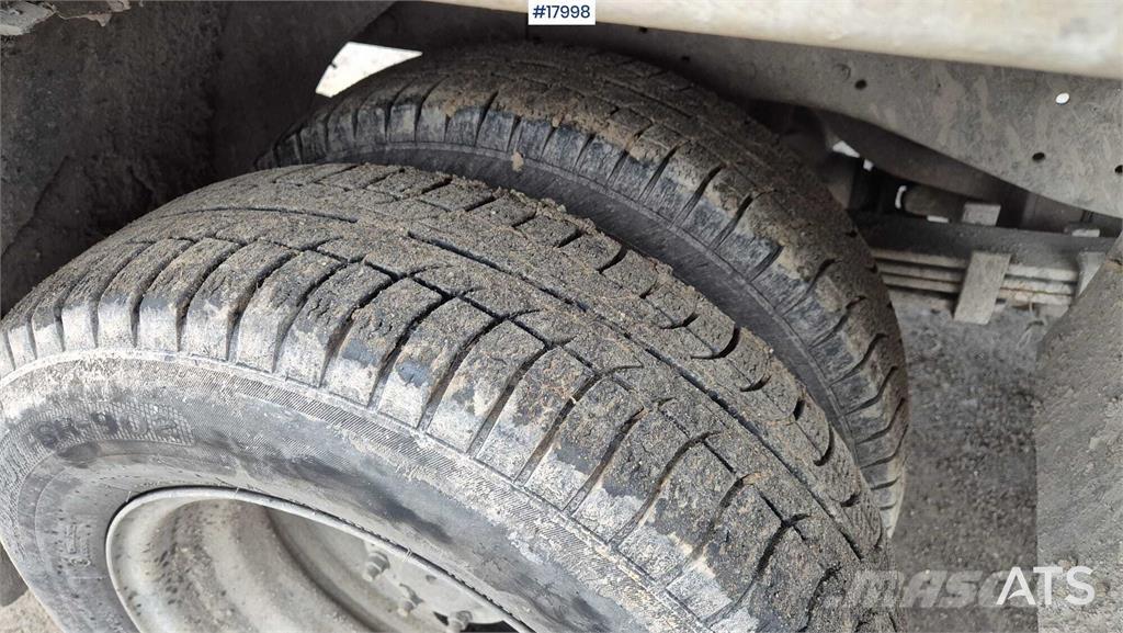 Toyota Dyna 傾卸式卡車