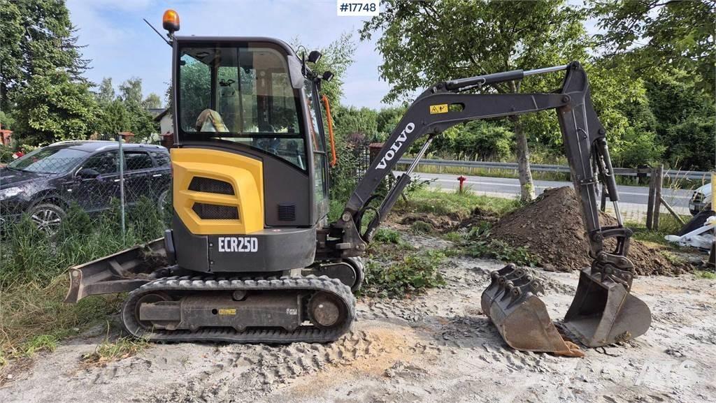 Volvo ECR25D 小型挖土機/掘鑿機<7t(小型挖掘機)