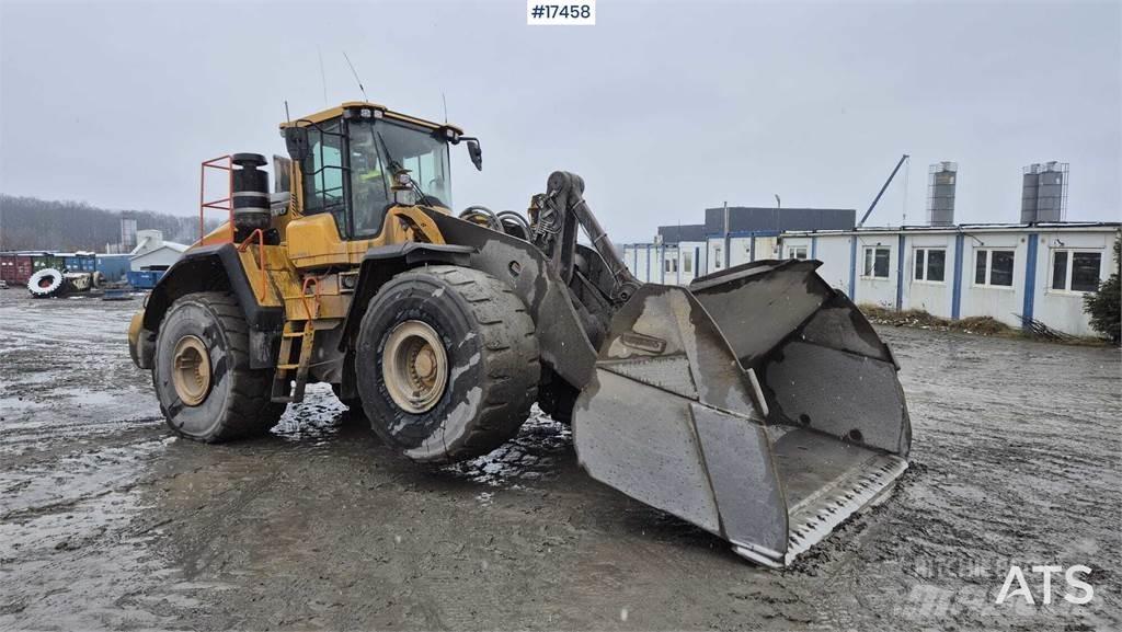Volvo L220H 輪胎式裝載機