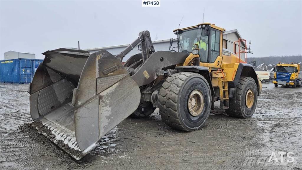 Volvo L220H 輪胎式裝載機