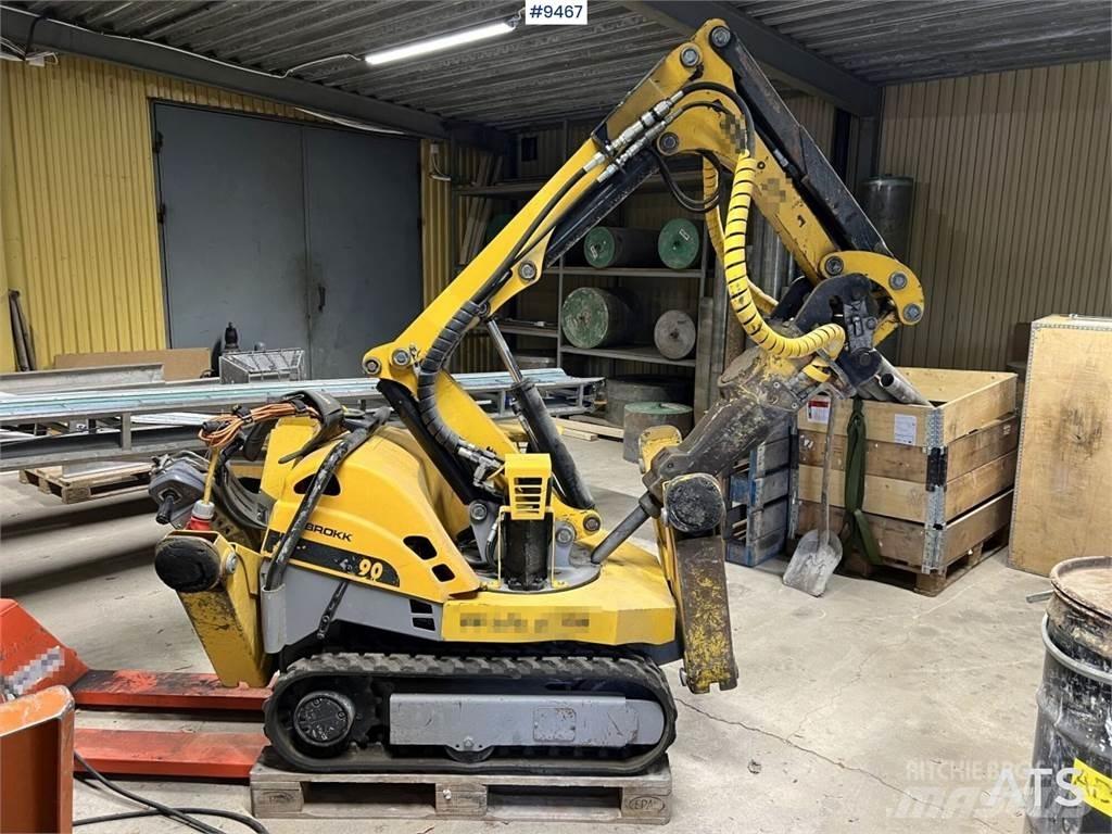 Brokk 90 其他