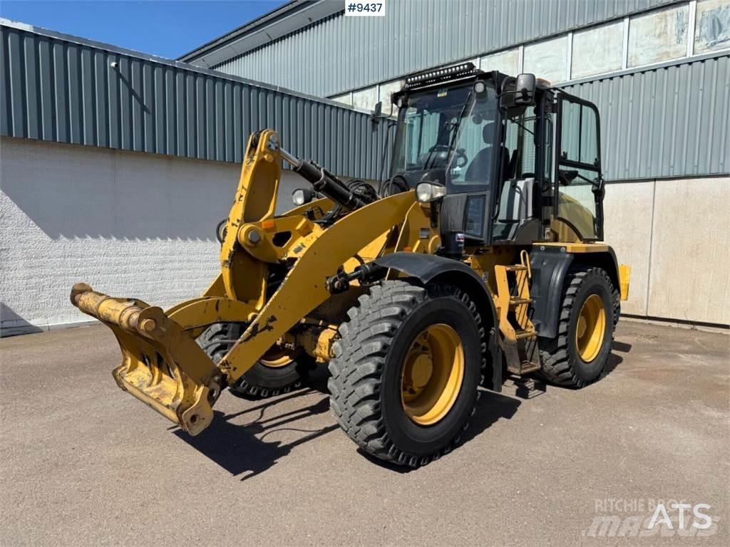 CAT 910K 輪式推土機