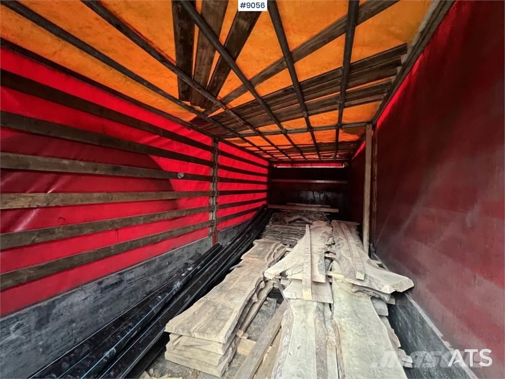  Container Med kapell 工棚工寮