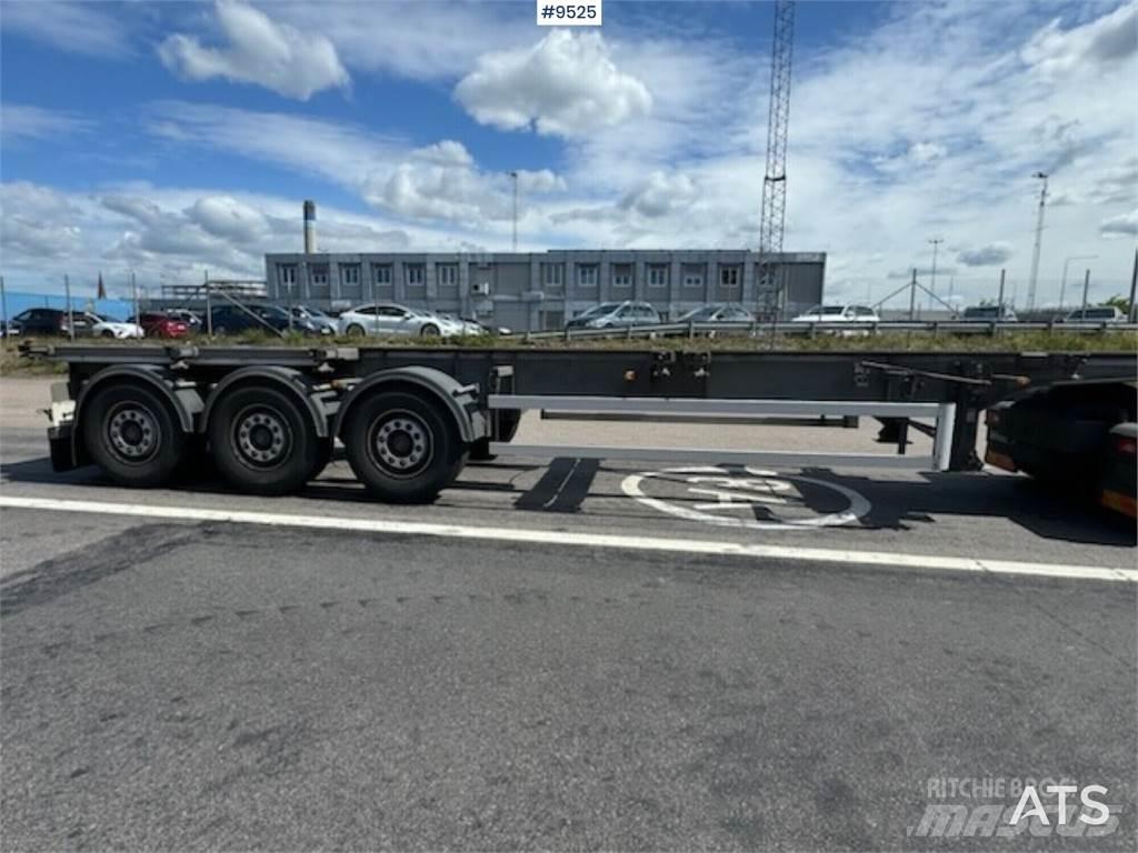 Fruehauf annet 貨櫃框架半拖車