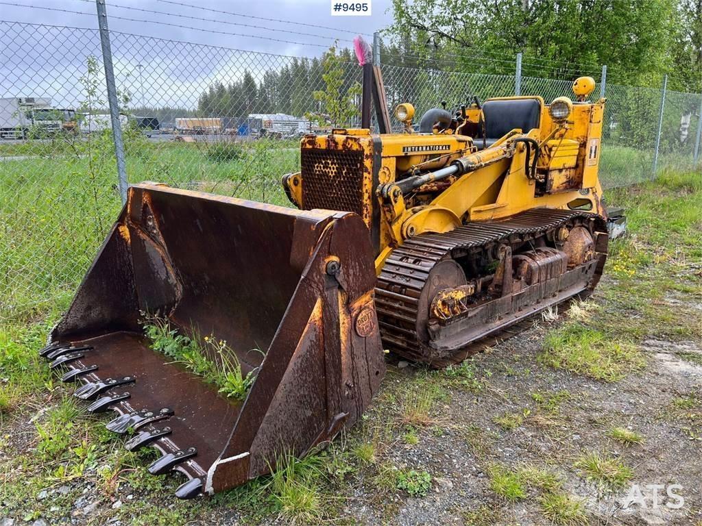 International L125 履帶推土機