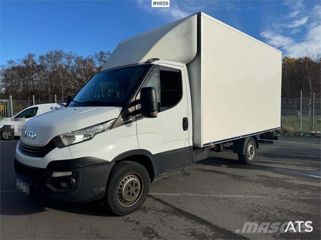 Iveco Daily 廂式貨物運輸車