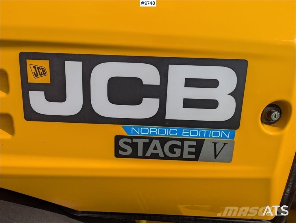 JCB 409 輪胎式裝載機