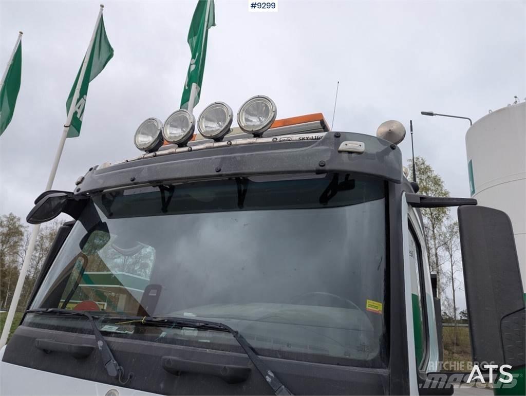 Mercedes-Benz Arocs 曳引機組件