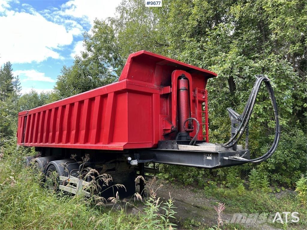 RKP -3-10.5/8.4-SOKI 傾卸式半拖車