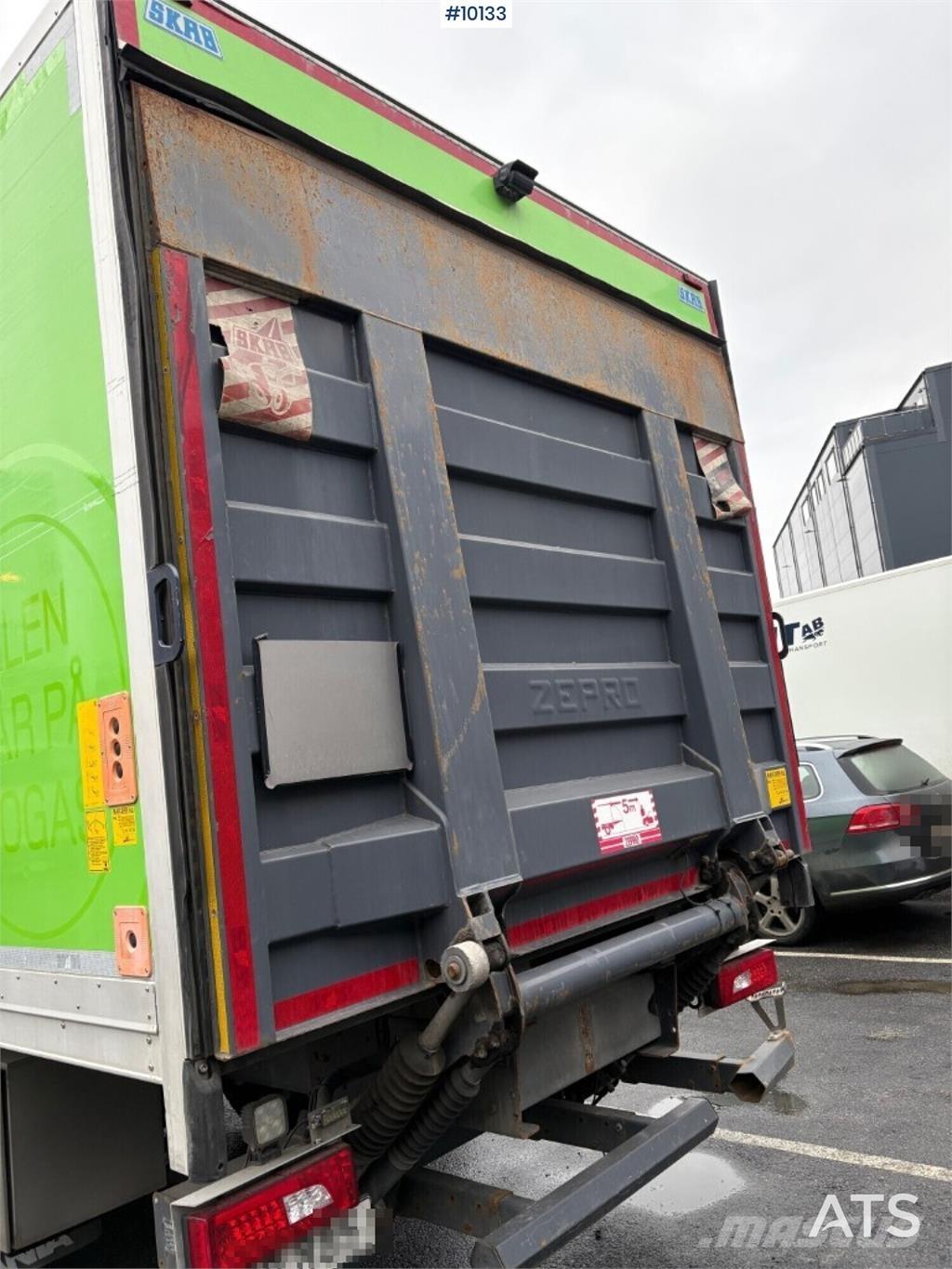 Scania P280B4X2NB 貨箱式卡車