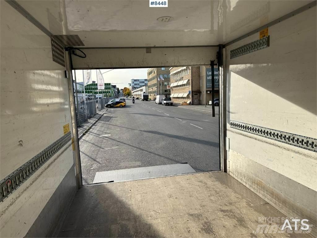 Scania P280B4X2NB 貨箱式卡車