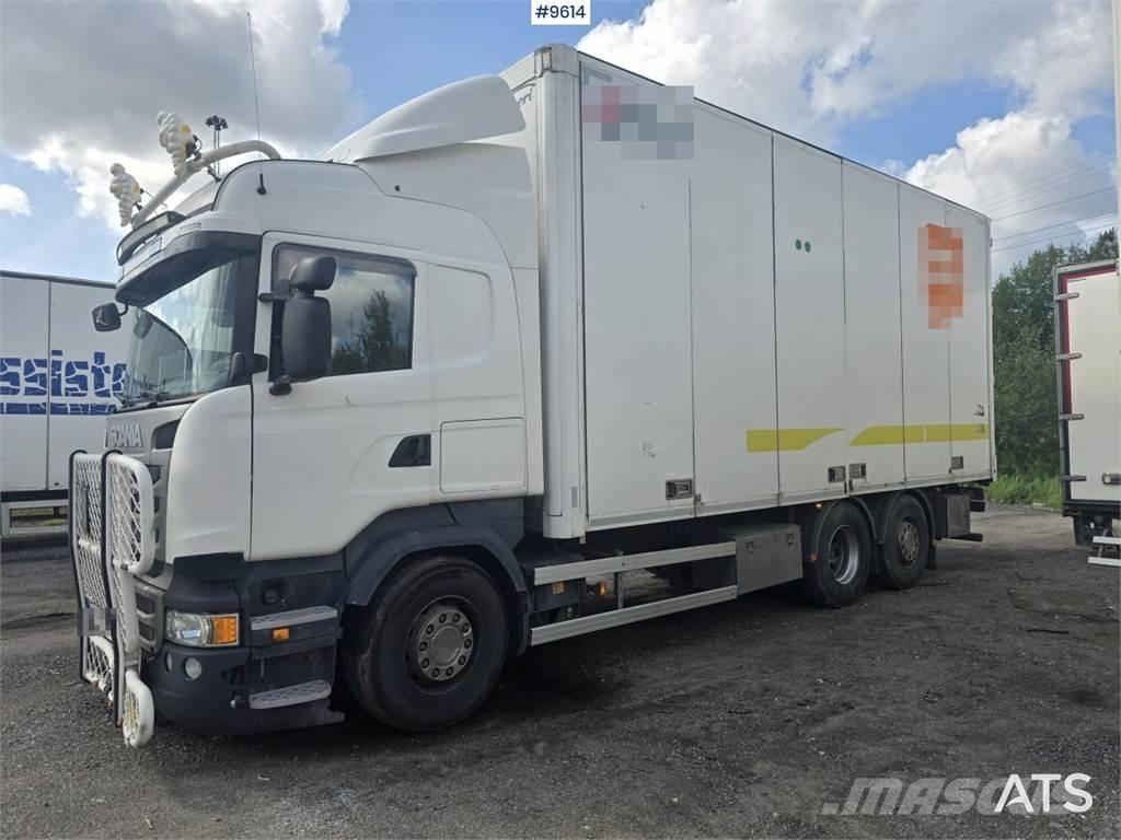 Scania R490 貨箱式卡車
