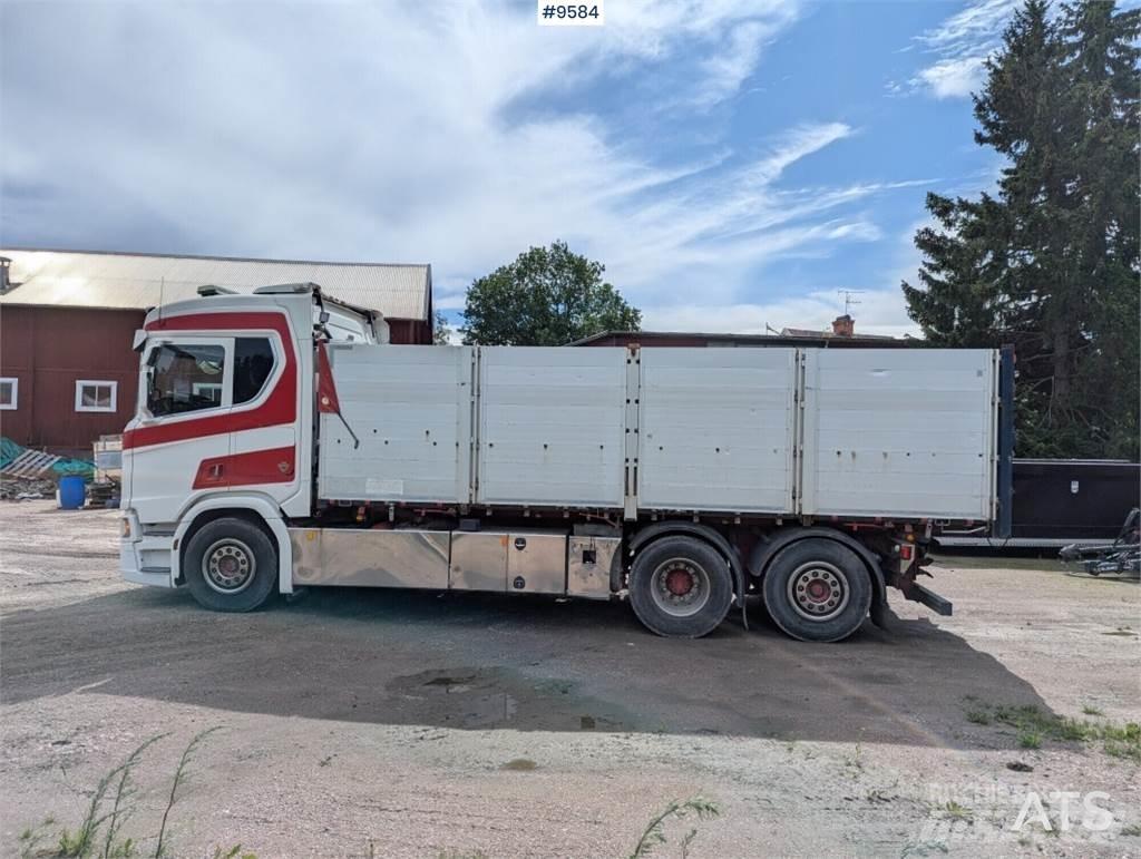 Scania R580 6X2 貨箱式卡車