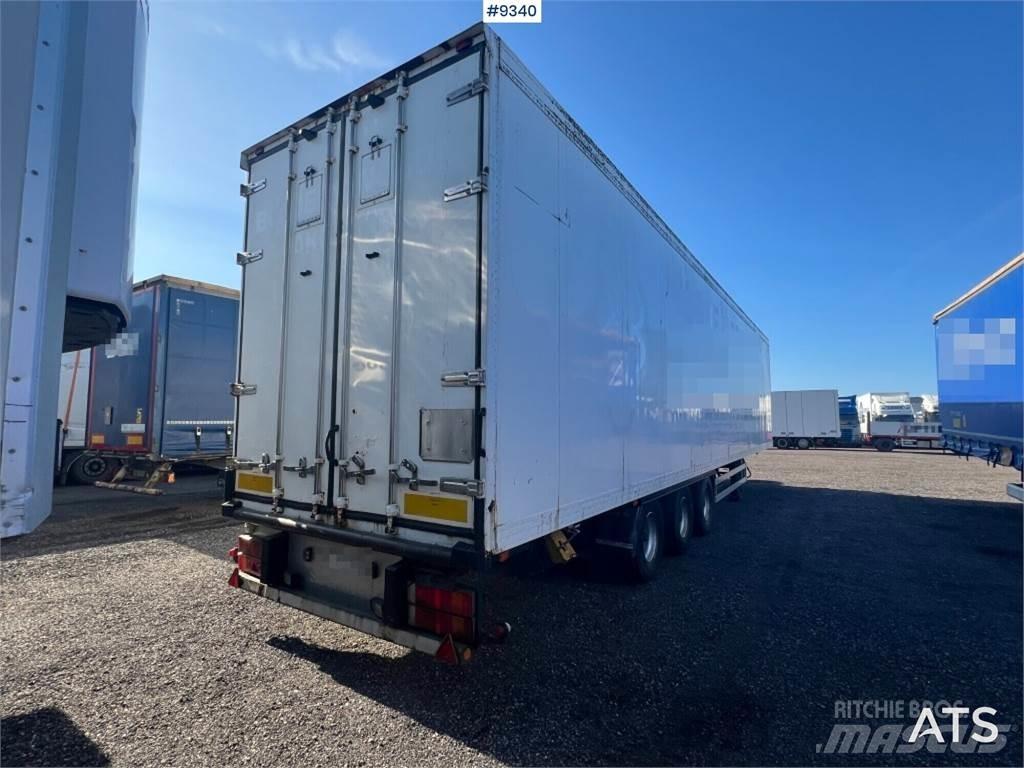 Schmitz SKO 24 其他半拖車