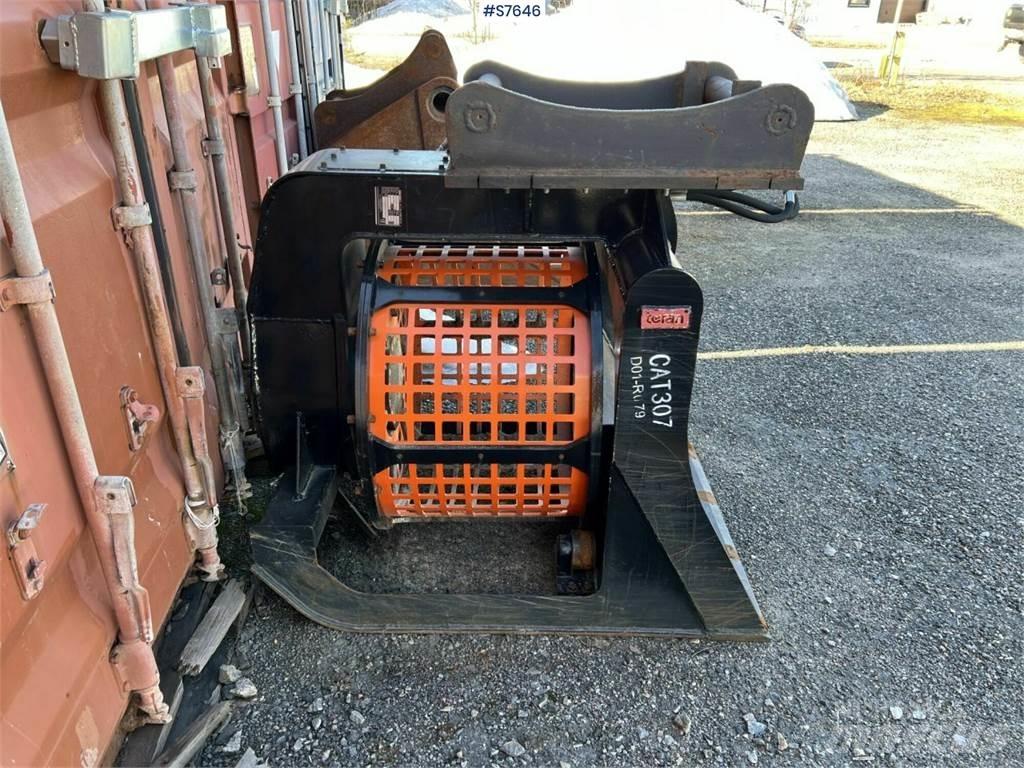  Siktskopa CAT307 瀝青攤舖機/鋪路機
