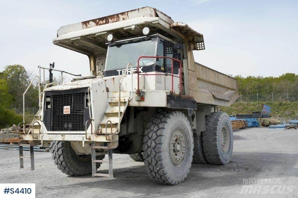 Terex TR45 鉸接式起吊車