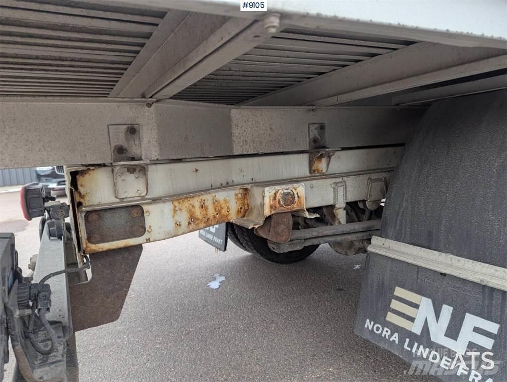 Volkswagen Crafter 起重機卡車