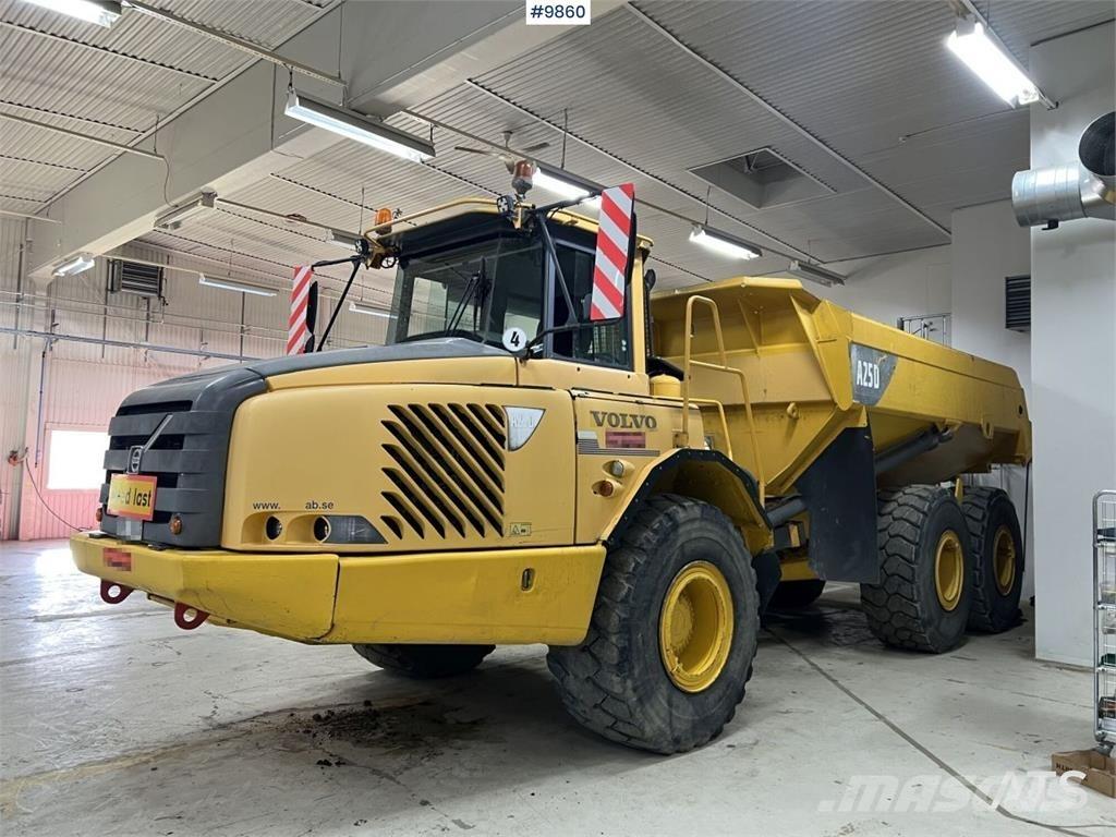 Volvo A25D 鉸接式起吊車