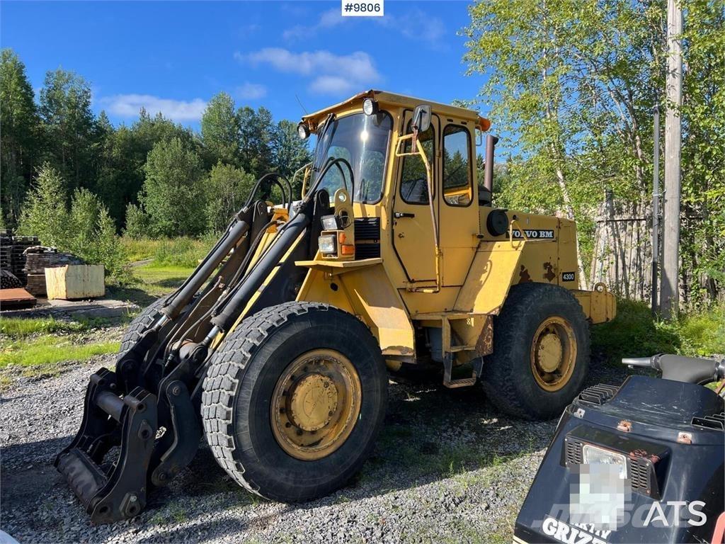 Volvo BM 4300 輪胎式裝載機