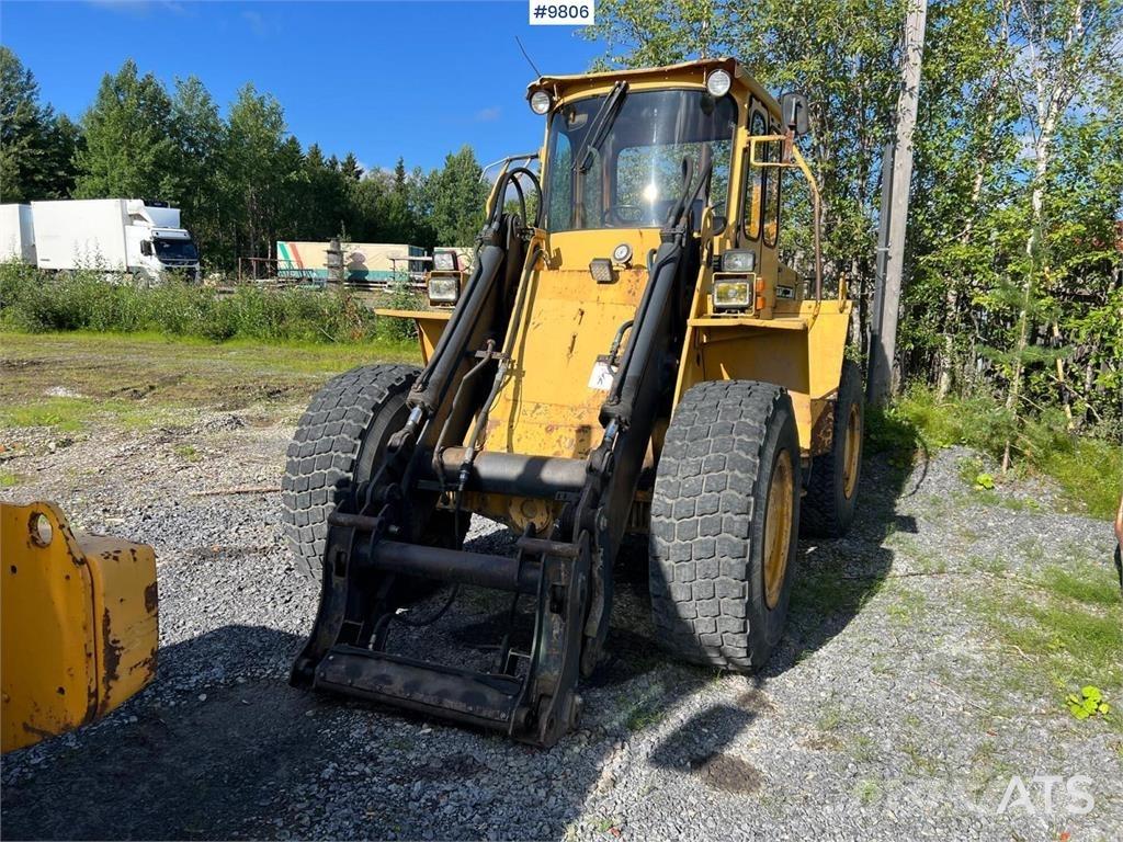 Volvo BM 4300 輪胎式裝載機