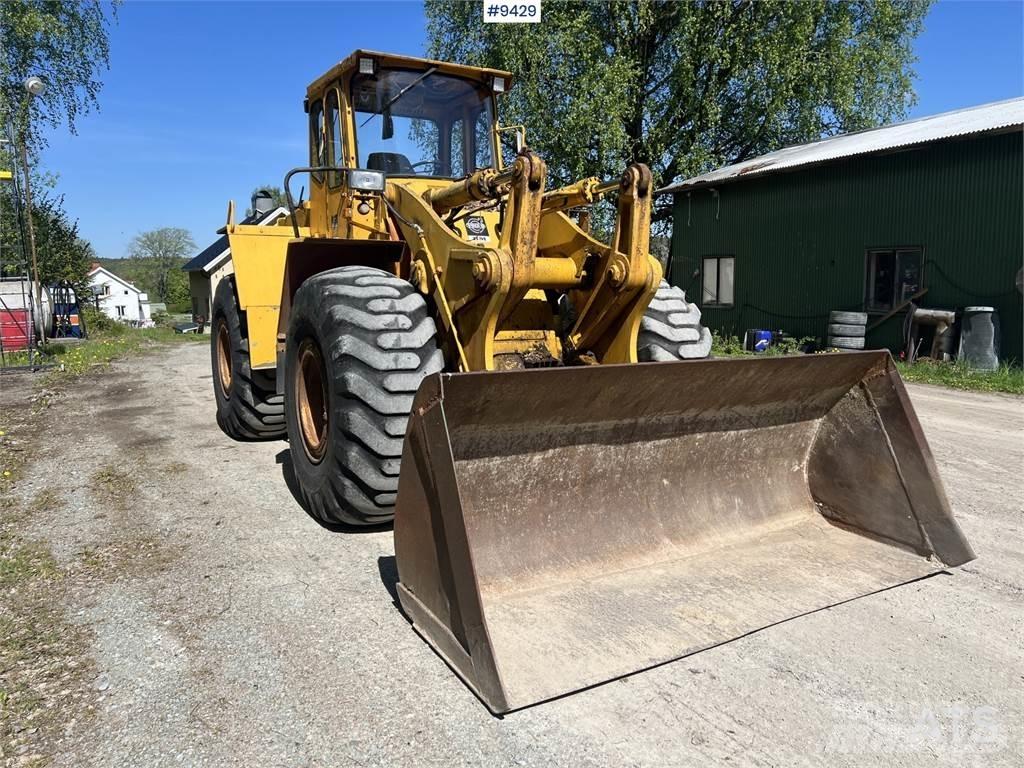 Volvo BM LM1240 輪式推土機