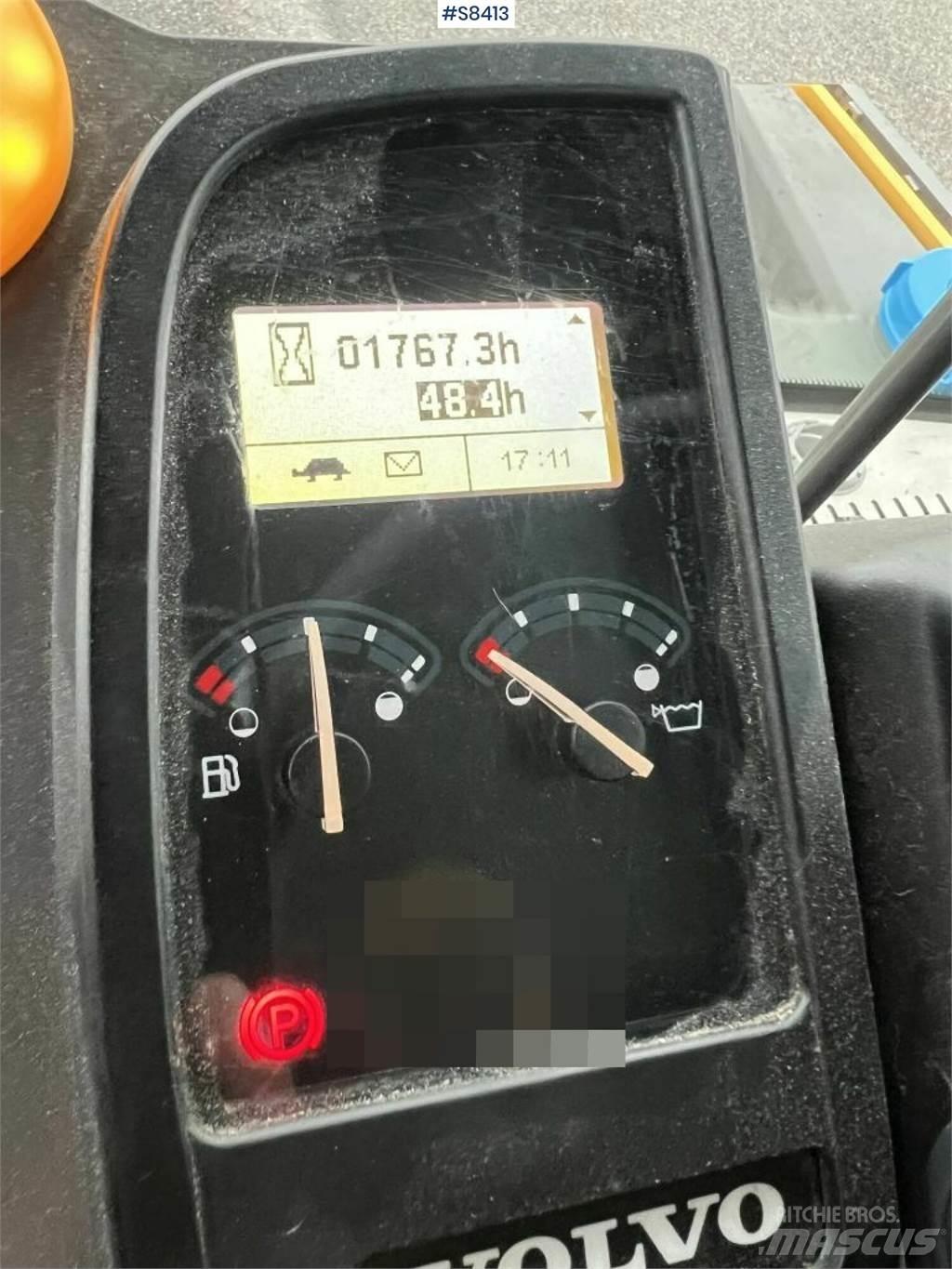 Volvo DD105 滾壓機