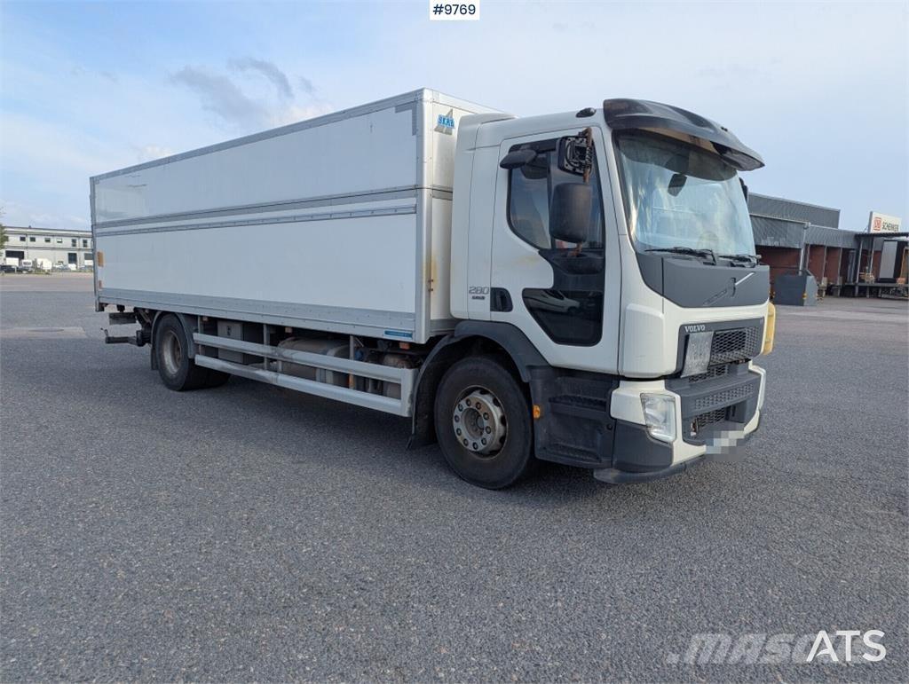 Volvo FE 4*2 貨箱式卡車