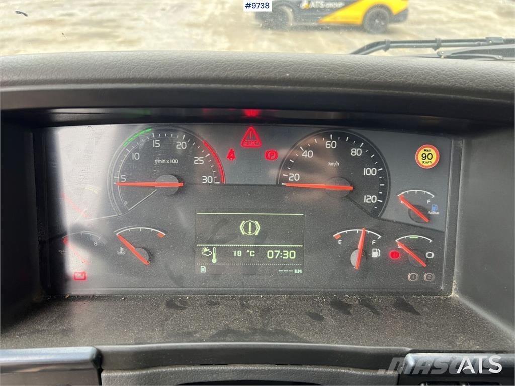 Volvo FH 吊鉤式起重車