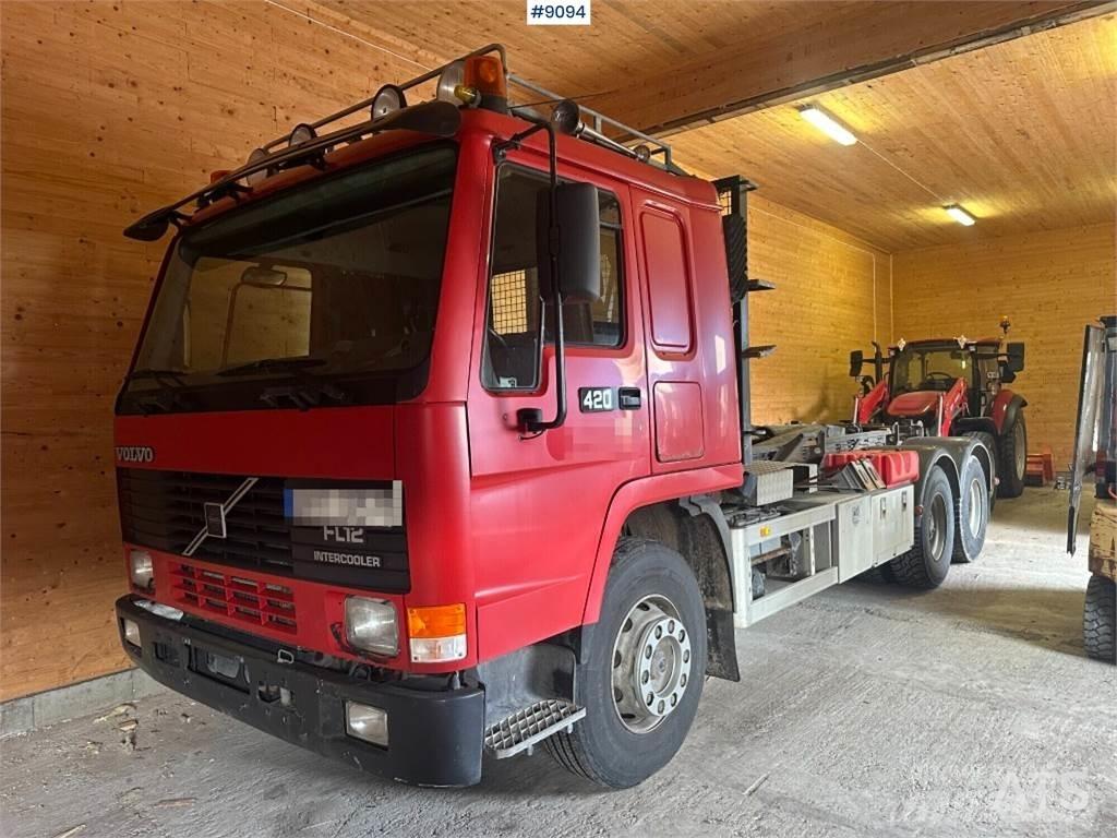 Volvo FL12 吊鉤式起重車