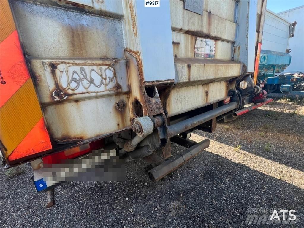 Volvo FM 340 4X2 貨箱式卡車