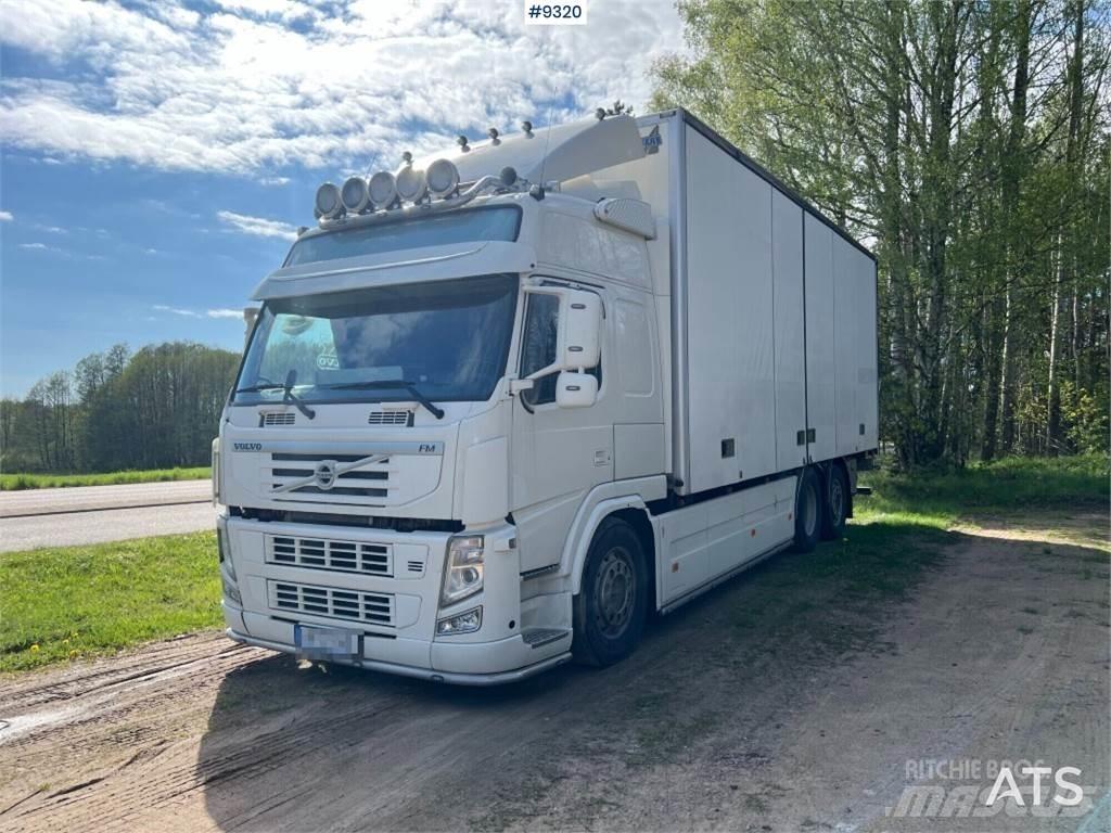 Volvo FM 6x2 貨箱式卡車