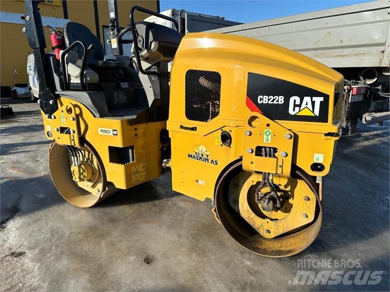 CAT cb22b 夯實機(夯土機)