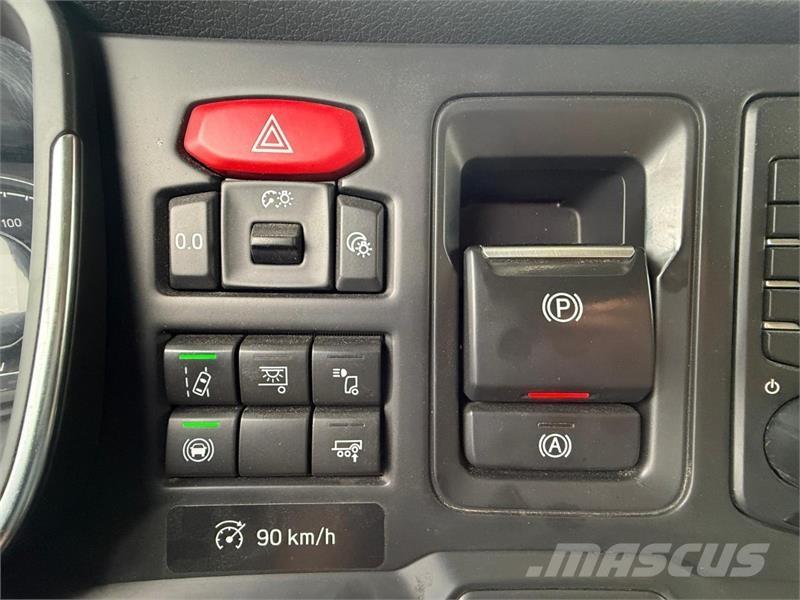 Scania R500 吊鉤式起重車