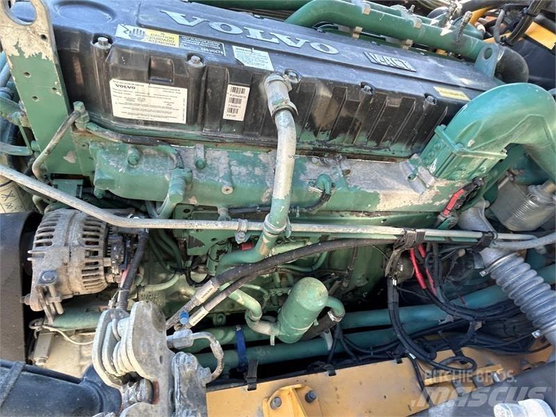 Volvo A35D 側卸礦車