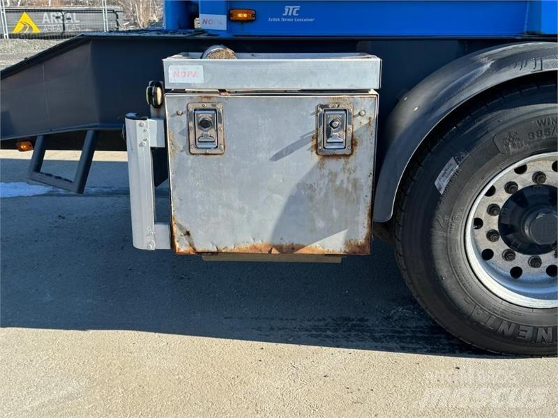 Volvo F16 傾卸式卡車