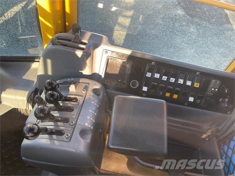 Volvo L90E 輪胎式裝載機