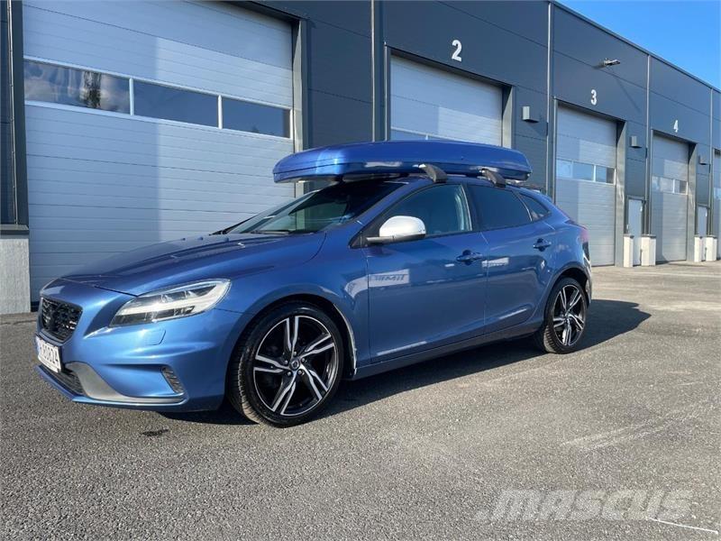 Volvo V40 汽車