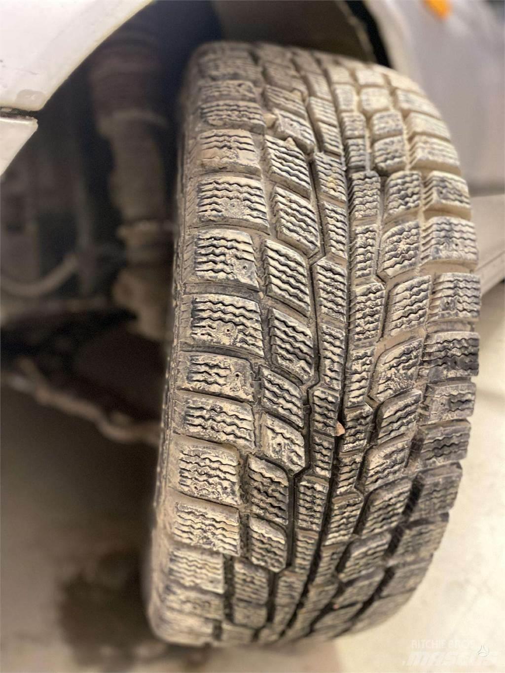 BMW  汽車