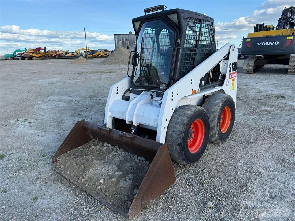 Bobcat S130 小型裝載機