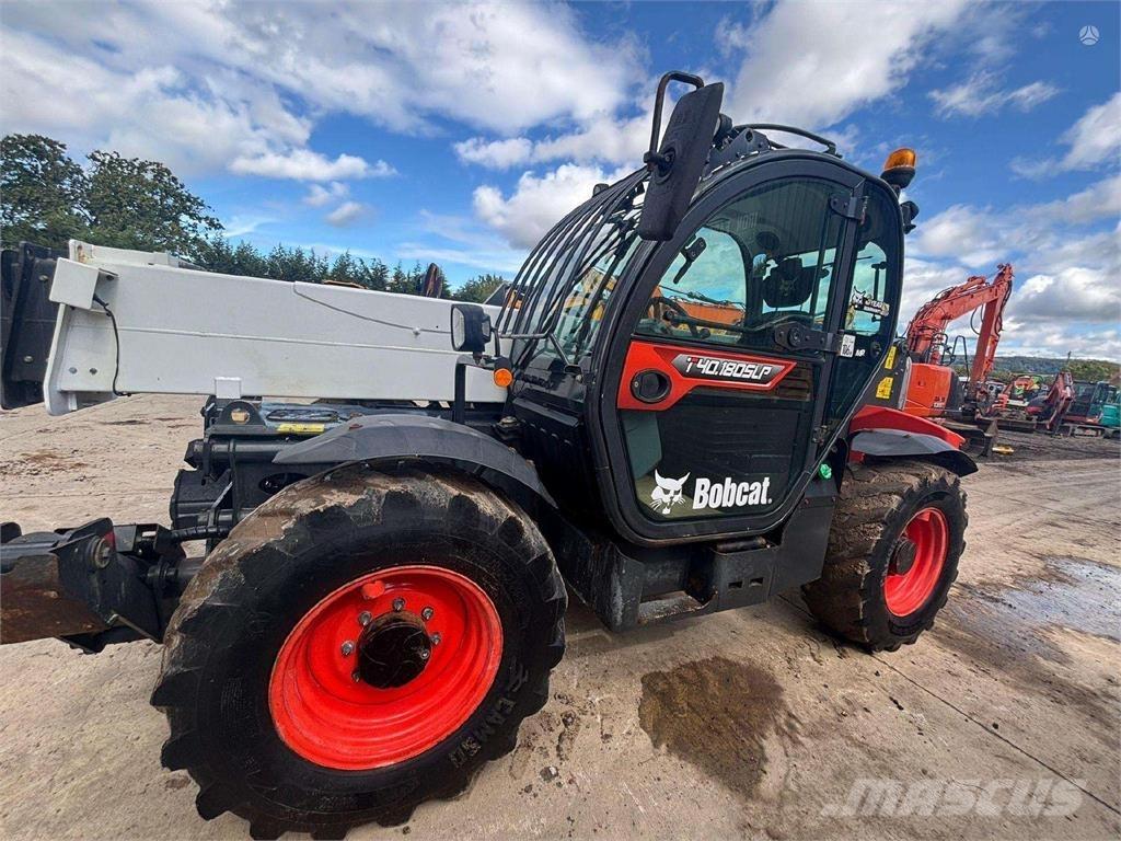 Bobcat T40.180SLP 伸縮臂操作車