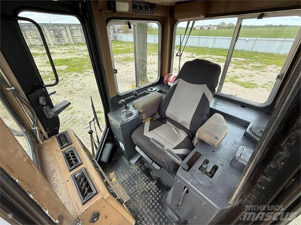 CAT D4H LGP 履帶推土機