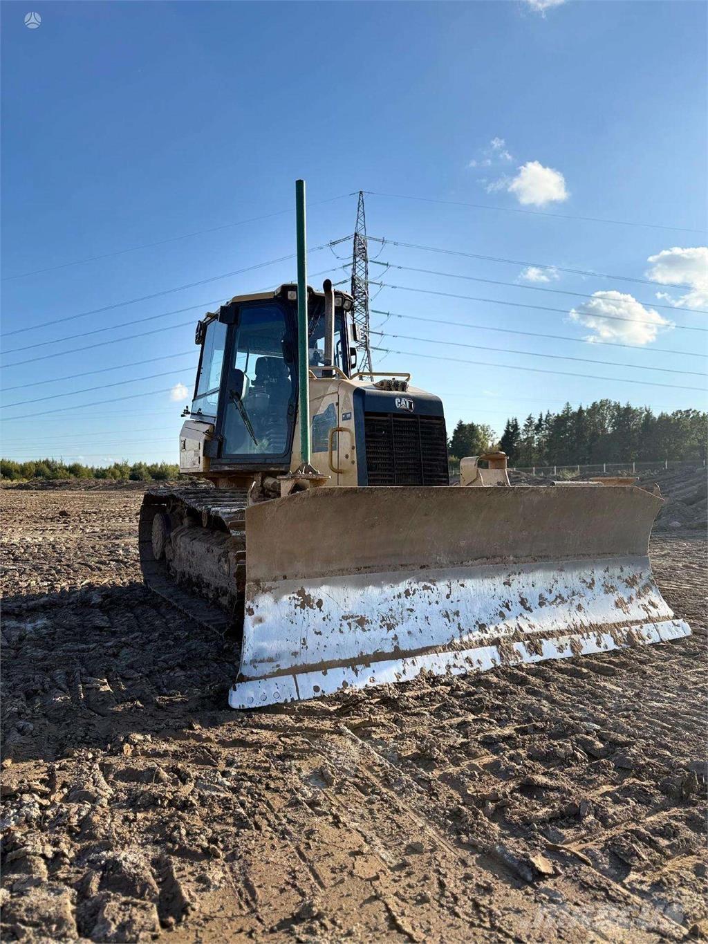 CAT D5 K 履帶推土機