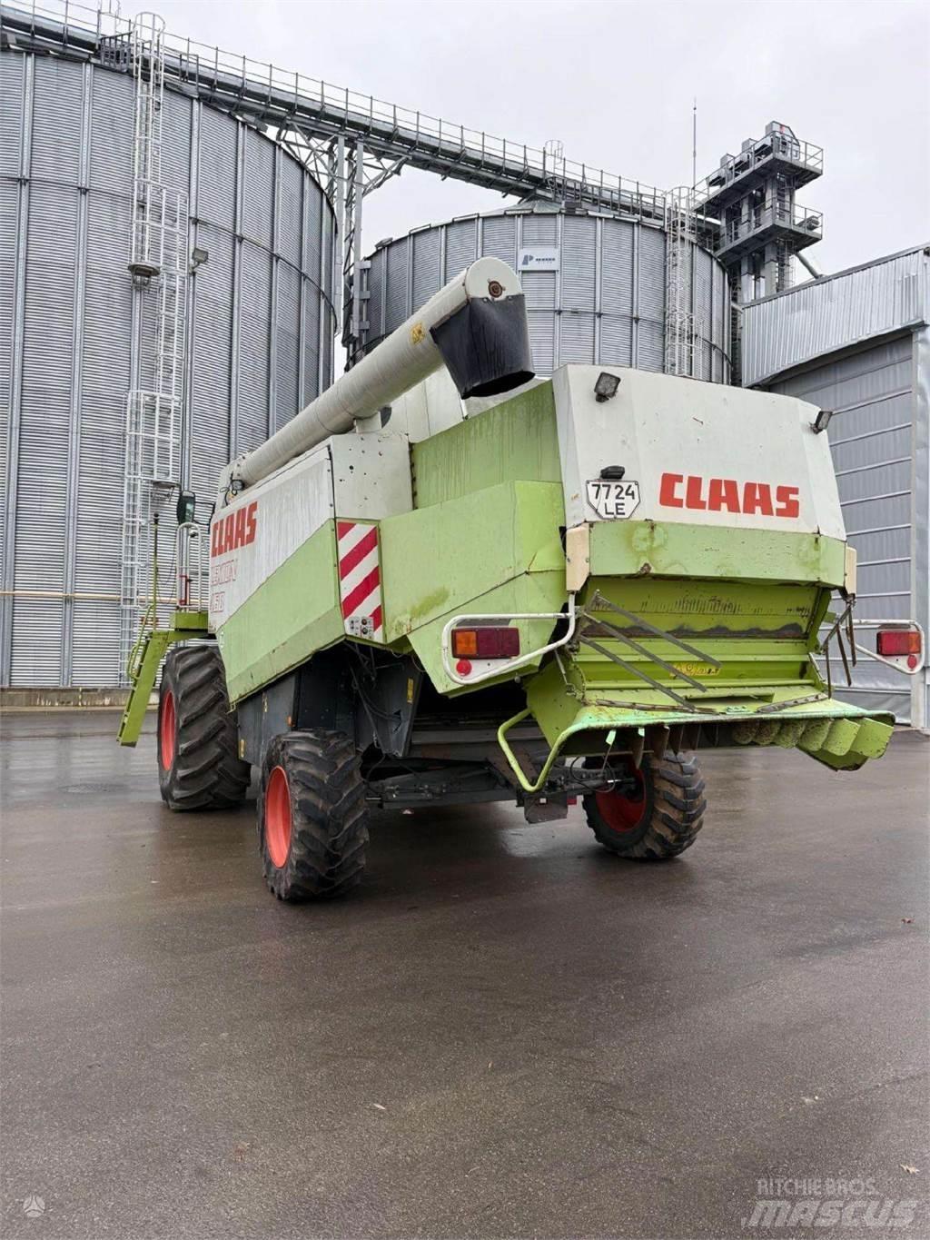 CLAAS LEXION 460 聯合收穫機
