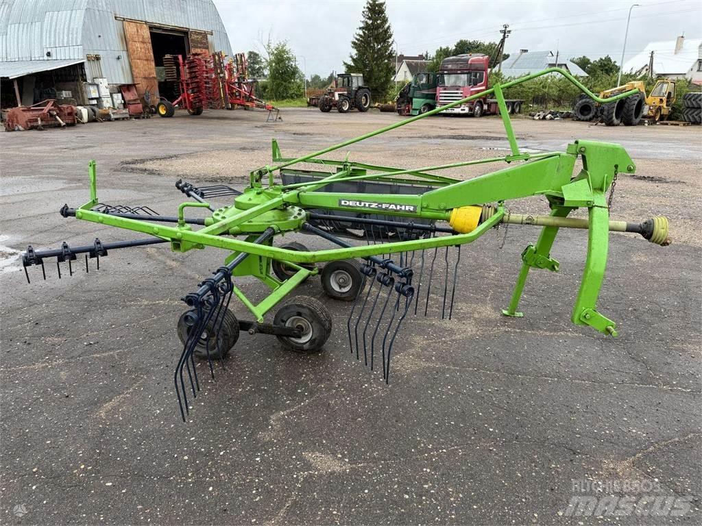 Deutz-Fahr 300 混合餵料機