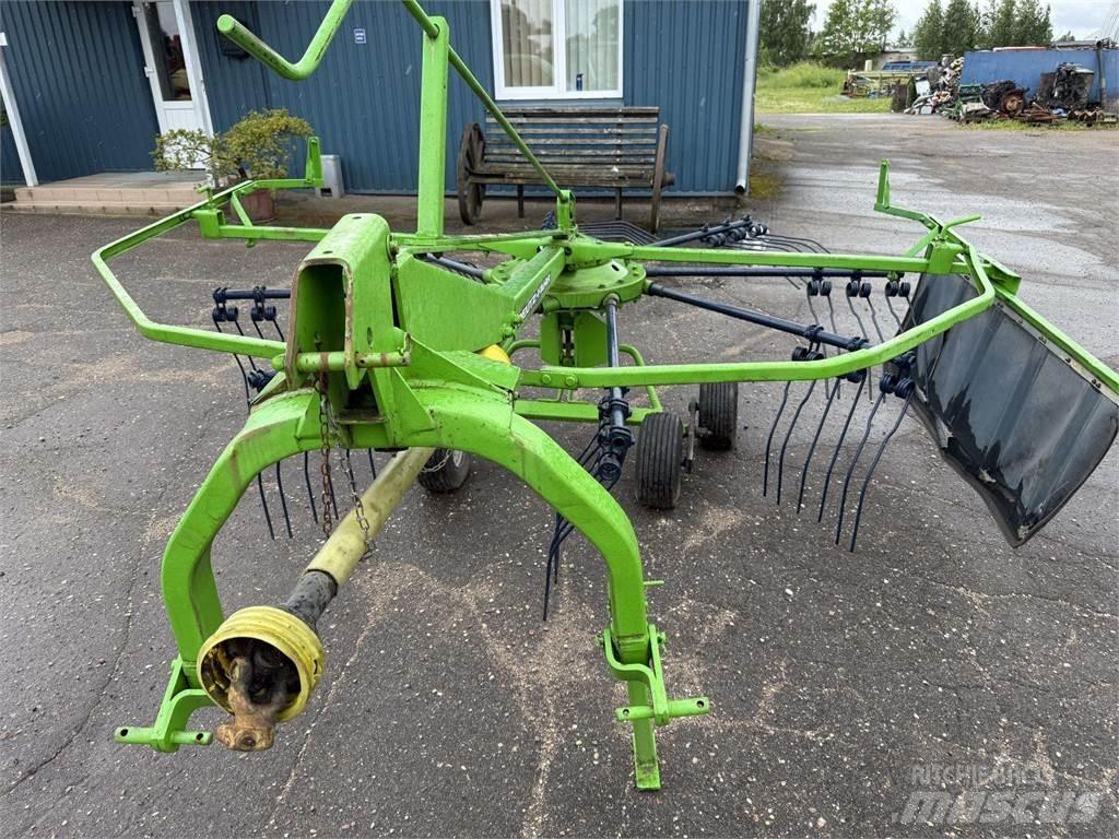 Deutz-Fahr 300 混合餵料機