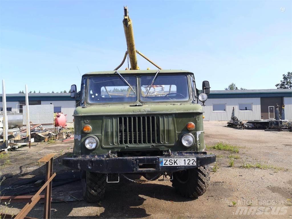 Gaz 66 輕型鑽孔機