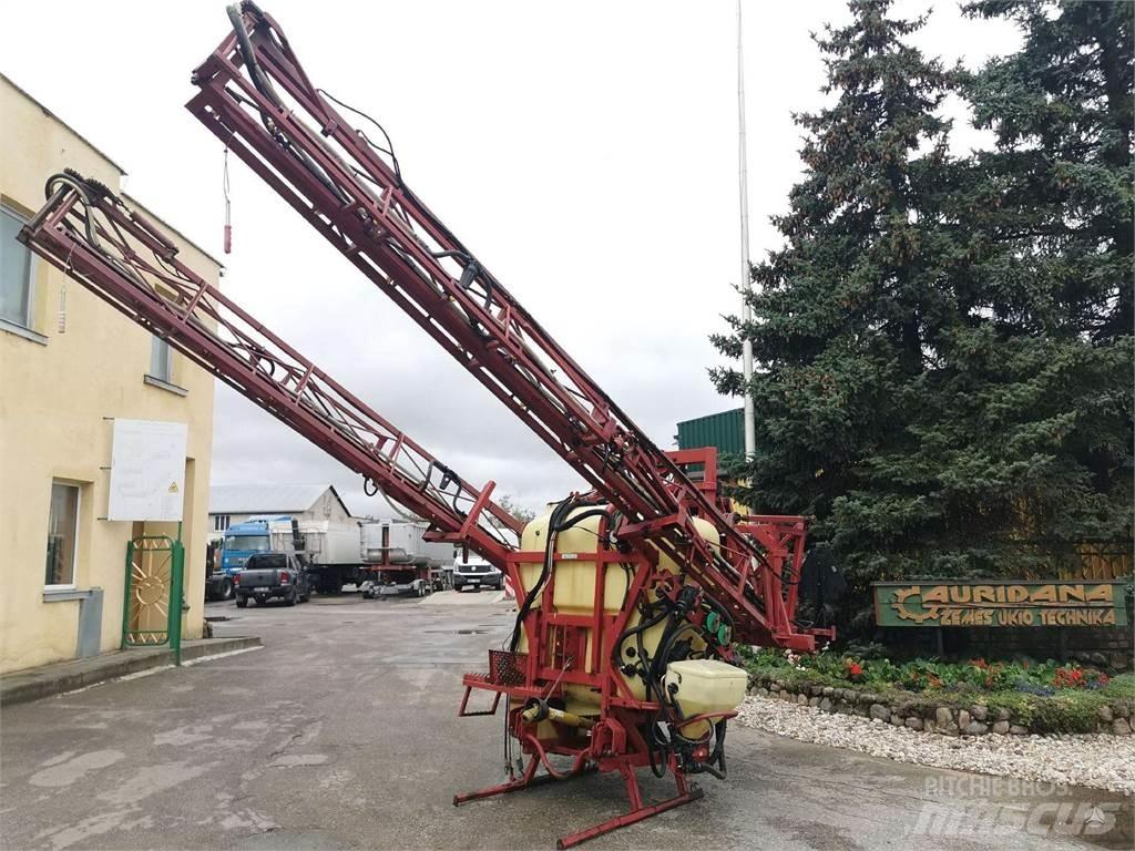 Hardi Mega 牽引式噴霧機